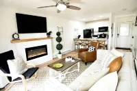 ~Sunrise Haven~near the slopes! Majestic sunrises and comfort awaits!