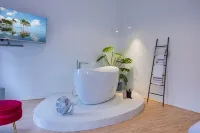 Luxury wellness loft - 245sqm - design living in the center Hotels near Lidl
