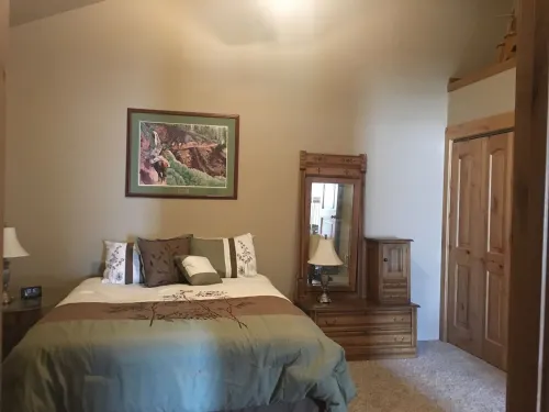 Yellowstone Archview Guesthouse- Stunning Views For Your Ultimate Family Getaway