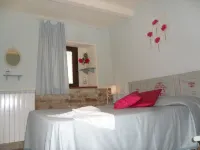 Lilac (2 People) Hotels in Cagli