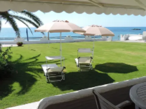 Beach house with private beach access Hotel a Perd'e Sali