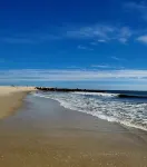 Private condo 5 minute walk Beach, Boardwalk, Convention Center, Fox Park & Food