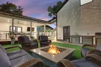 Make Memories - hot tub, pool, beaches, putting green, fire pit…
