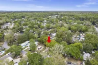 Weeki Wachee Pirate House