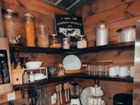 Kritter Holler Cabin a secluded relaxing retreat surrounded by beautiful nature. Hotels in Latimer County