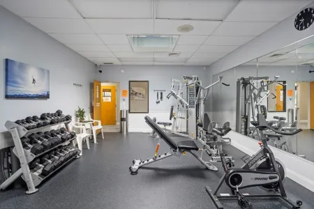 NEW! Pool/Hot tub/Summer Family Fun! On Mtn @ Camelback