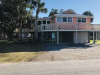 Beautiful Canal Front, Nautical Theme Home with downstairs outdoor TIki Bar