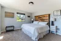 The Relax-INN' Heron