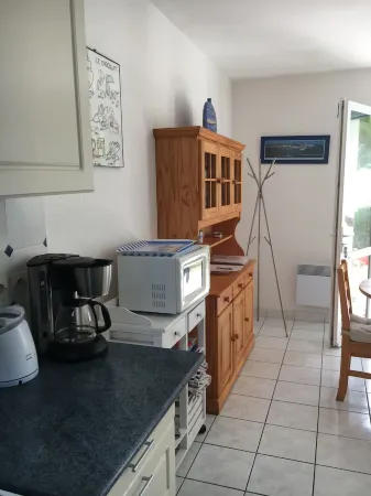 50m from the sea Holiday house for 2 people in Dossen Отели в г. Сантек