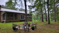 Secluded cabin just 2.5 miles from Troy University