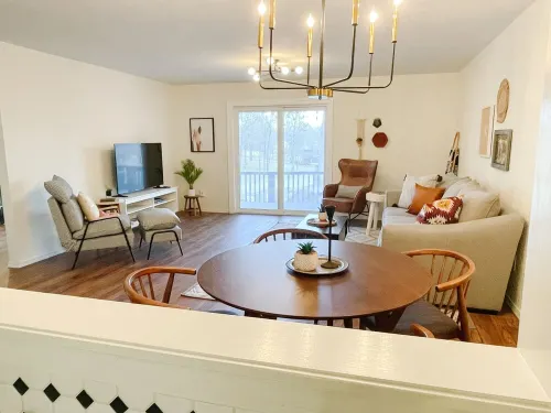 Jade's Junction with Bike-in Bike-out Back 40, Hiking Trails, and Golf Course