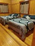 Woodys Retreat  this rental includes the barn outdoor covered fire pit - Hytter