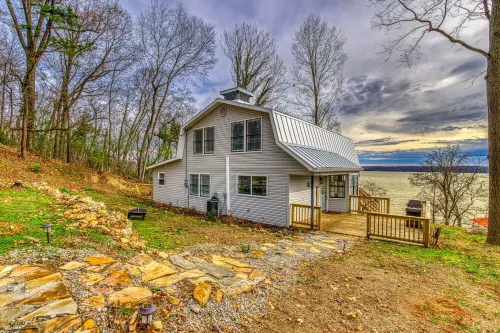 Relax with the family at this beautiful lakefront cabin located on Wilson Lake!