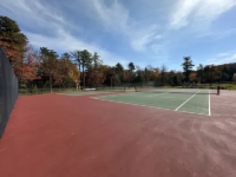 Private Lakefront on Fairview Lake - Sleeps 6-8 帕爾邁拉酒店