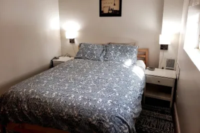 Viola Suites Apt 4 // 1BR, 1 Bath, Economical, Lg Yard, Pet Friendly, Near Mayo!