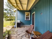 Daffodil Cottage! Downtown Packwood, walk to brewery, restaurants, shops! WIFI