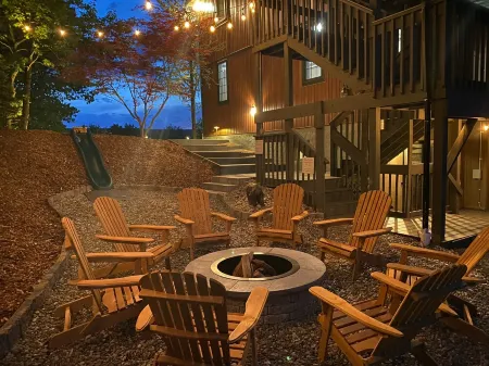 Last Minute-900 Night! Luxury Mountain Lake Home! Stunning View! Hot Tub & More
