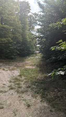 Beautiful house on the Paradise Eckerman boarder.