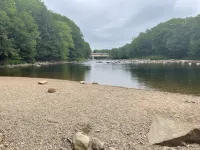 Josh’s Campton Cottage by the Pemi River in the White Mountains! Hotels in Campton