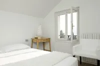 Apartment with breathtaking view over the lake, no car needed