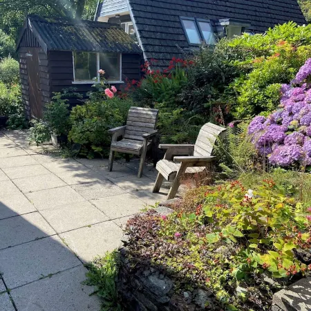 Tayvallich a secret corner of Argyll, beautifully located Chalet. .