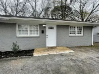 Apt. near Downtown Greenville (2BR/1BA, 3 beds) Hotels in Dunean