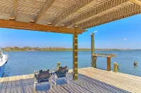 Beautiful Seascape Villa!!  The Perfect location!!