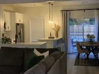 Cheerful town home with private patio, close to downtown Alpharetta.