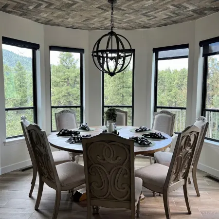 Forest Home-Panoramic Pine Views/Arcade/Spa/Games