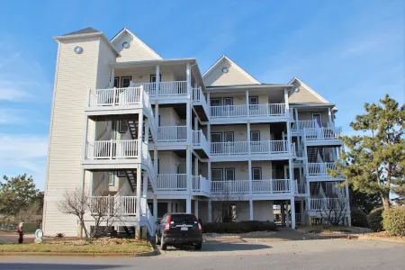 SeaToo Waterfront Condo Отели в г. Хаттерас