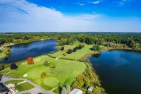Tranquil Waters retreat with Lake Access and all the amenities to feel at home .