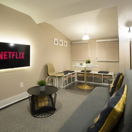 Modern Private Unit - Mins away from Everything in Pasadena!