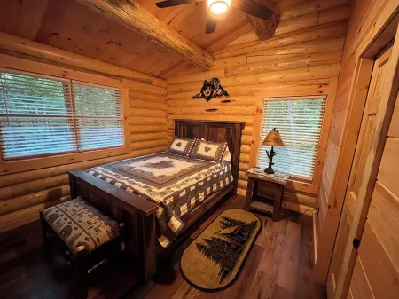 "Rustic Elegance" Your best Hocking Hills Experience !