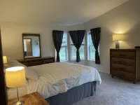 Spacious house in serene peaceful setting 15 min from Lake Crescent&Crescent Bch