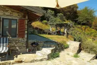 Vacation home Camelia with fantastic views over Lake Maggiore (IT) Hotels in Oggebbio