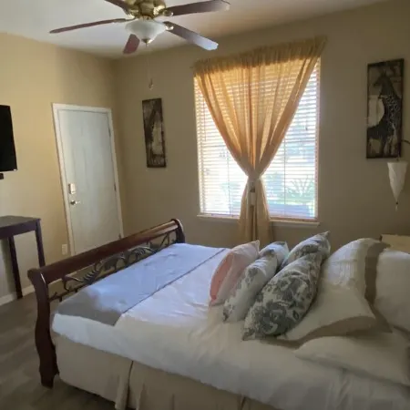 Private access, private room, private bathroom