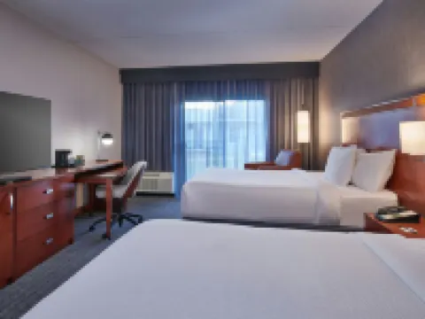 คอร์ทยาร์ดบายแมริออท ดีทรอยต์ สนามบินเมโทรโพลิตัน โรมูลุส โรงแรมในRomulus