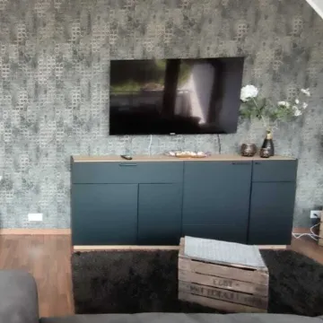 Sunny, well-equipped apartment, 5 minutes to the lake