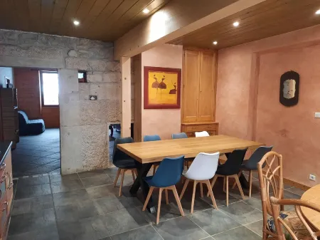 Large apartment in village center with direct access to ski and hiking trails