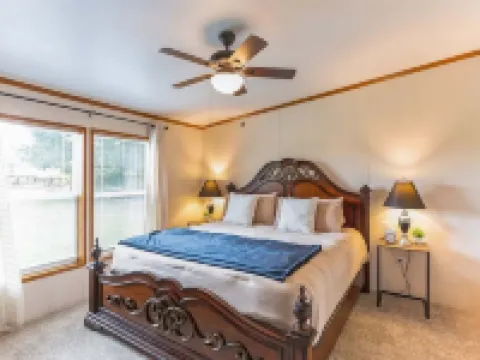 1 mile to Strasburg RR+King Bed 斯特拉斯堡酒店