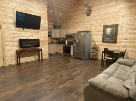 Cabin near Indian Creek