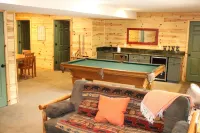 Year round fun close to lakes, golf, and ski!