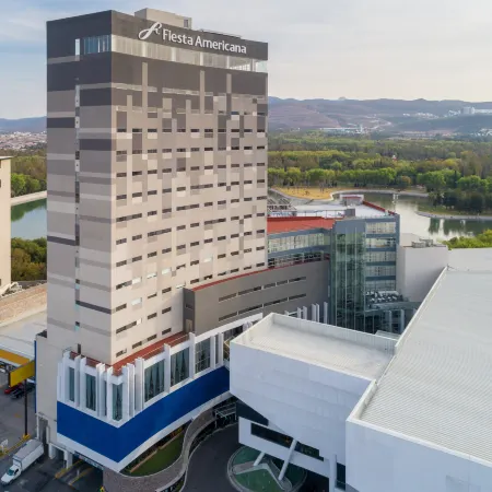 Fiesta Americana San Luis Potosi Отели рядом с достопримечательностью «Парк Тангаманга»