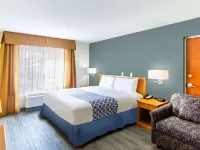 Econo Lodge Inn & Suites University Hotels near Bow river Riverfront