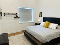 One block to Moab shops and restaurants closest condos to downtown