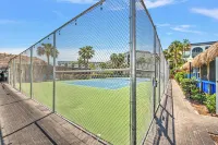 Beautiful one bedroom condo in Marco Island with so much to offer!