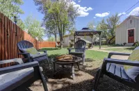 North Vernon~ Vintage Retreat in the ❤️  of Prescott! 더 샵스 앳 프레스컷 게이트웨이 주변 호텔