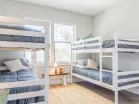 Haven House - Beautiful Getaway Home near Guadalupe River State Park Hotels in Spring Branch