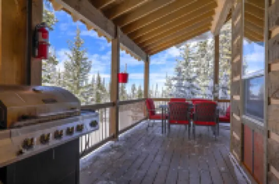 Cozy Brian Head Cabin Near Ski Resorts, Bike Trails, and National Forests