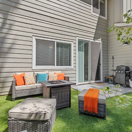 Family-Friendly Flagstaff Retreat w/ Mtn Views, Fireplace, AC, Close to Nau